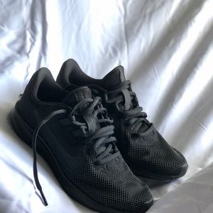 Woman Nike Running Shoes Size 6.5